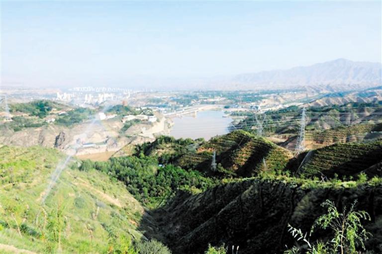 風(fēng)景這邊獨(dú)好好——寫在永靖縣黃河劉家峽庫區(qū)北岸綜合治理和高質(zhì)量發(fā)展項(xiàng)目開工之際