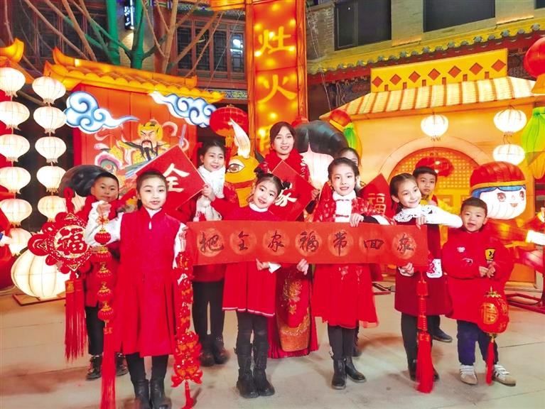 原創(chuàng)音樂電視《全家福》向蘭州市人民拜年！