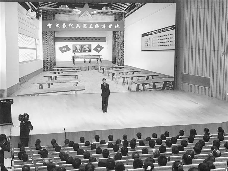 蘭州市開(kāi)展“學(xué)黨史、頌黨恩、跟黨走”紅色文化進(jìn)校園活動(dòng)