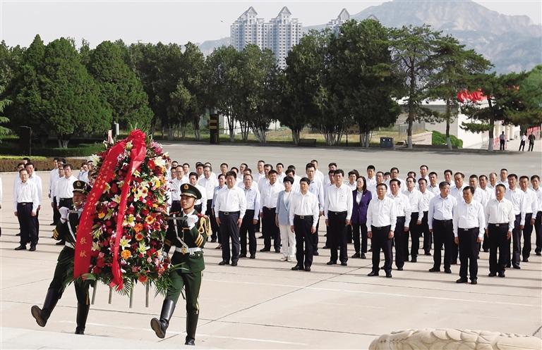 蘭州市委理論學習中心組黨史學習教育暨市級領導干部專題讀書班開班把牢前進方向 展示擔當作為開創發展新局面
