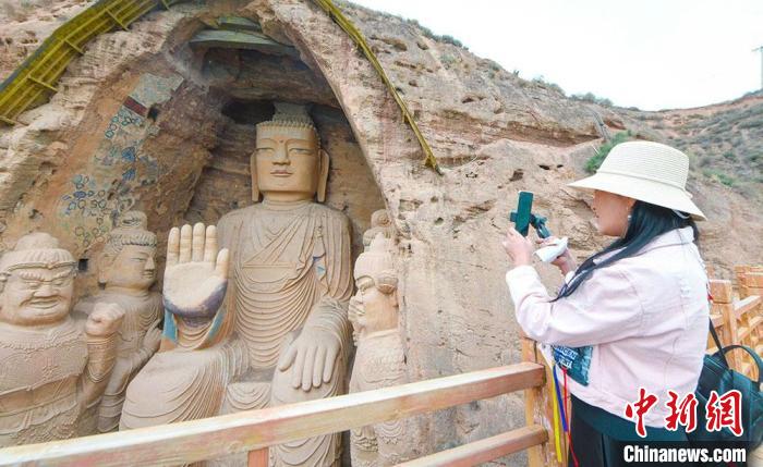圖為位于甘肅省武威市境內的天梯山石窟,其開鑿于東晉十六國時期的北涼。(資料圖) 崔琳 攝 圖為位于甘肅省武威市境內的天梯山石窟,其開鑿于東晉十六國時期的北涼。(資料圖) 崔琳 攝