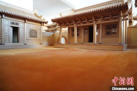 圖為微縮建筑蘭州四合院內部結構。 九美旦增 攝 圖為微縮建筑蘭州四合院內部結構。 九美旦增 攝