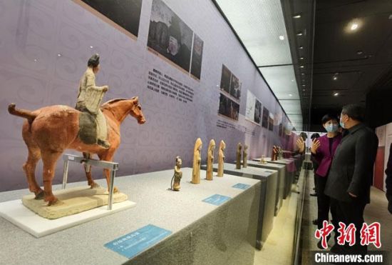 圖為展覽現(xiàn)場(chǎng)?！●T志軍 攝
