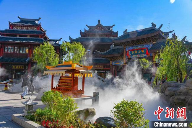 圖為嘉峪關(guān)方特歡樂(lè)世界。(資料圖) 趙海宏 攝 圖為嘉峪關(guān)方特歡樂(lè)世界。(資料圖) 趙海宏 攝